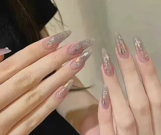 ネイル 相沢 さやかのネイルデザイン