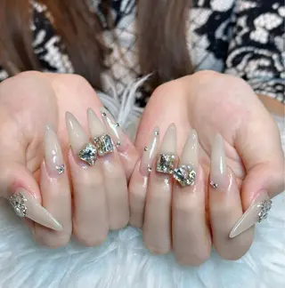 ネイル Julli NailStudioのネイルデザイン