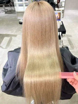 カラー 心斎橋/ブロンド/ ペールカラー/あみかのヘアスタイル