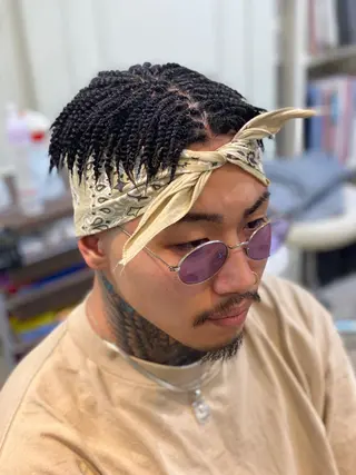 ショート 中元 淳のヘアスタイル