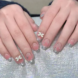 ネイル Queens PUPUのネイルデザイン