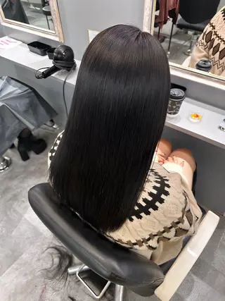 セミロング 🌈艶髪スペシャリス ト🌈山田のヘアスタイル