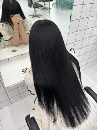 ロング カラー Miyu's Shibuya Flag所属・ねね🦖 /ブリーチカラーのヘアスタイル