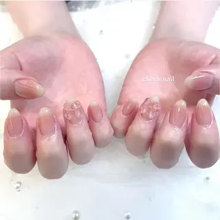 ネイル Tsuki🌙/渋谷 /パラジェルのネイルデザイン