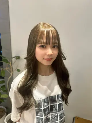 ロング カラー 透明感カラー/レイ ヤーカット/KaHoのヘアスタイル