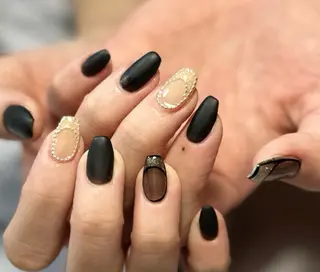 ネイル 新山 聖のネイルデザイン