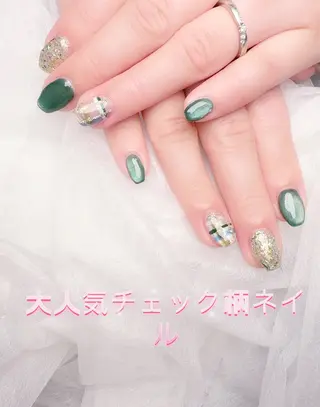 ネイル pink ladyサロン所属・べ にのネイルデザイン