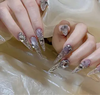 ネイル D-BEAUTY Nailsalonのネイルデザイン