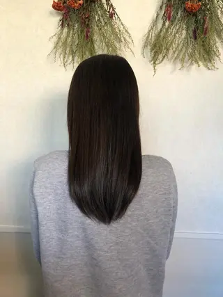 ロング カラー 半田 知穂のヘアスタイル