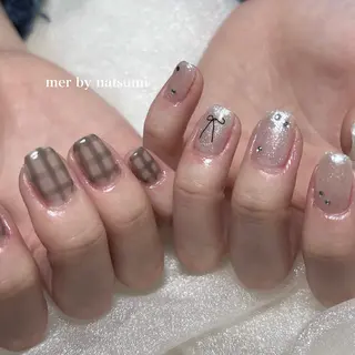 ミディアム mer natsumiのネイルデザイン