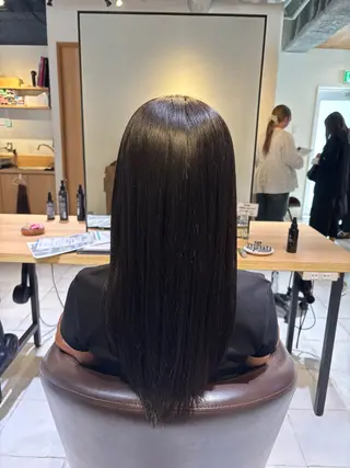 ロング Racicu所属・尾形 百花のヘアスタイル