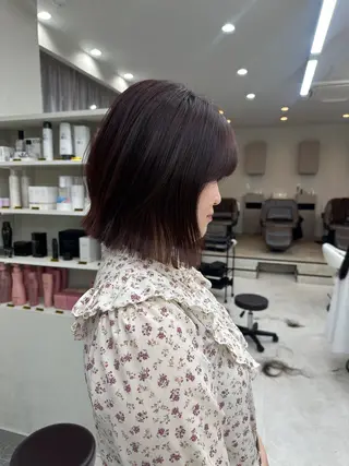 ショート カラー Aura所属・丸山 心 / 艶カラーのヘアスタイル