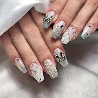 ネイル LR.ONE ヨウのネイルデザイン