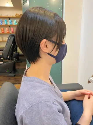 ショート 丸岡 美穂のヘアスタイル