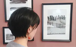 ショート サダハルカ ｜chouetteのヘアスタイル