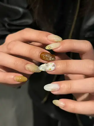 ネイル Manon/ rikaのネイルデザイン