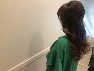 ロング GO TODAY SHAiRE SALON原宿Stella店所属・GO TODAY シェアサロンのヘアスタイル