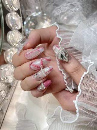 ネイル 23時まで❤︎韓国、 ワンホンネイルのネイルデザイン