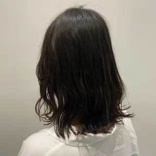 ミディアム 村山 豪歩のヘアスタイル