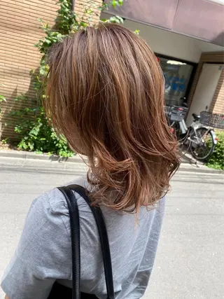 セミロング カラー shiho︎🌟/ 髪質改善カラーのヘアスタイル