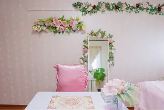 スターローズ所属・小顔矯正サロン スターローズのエステ・リラクイメージ