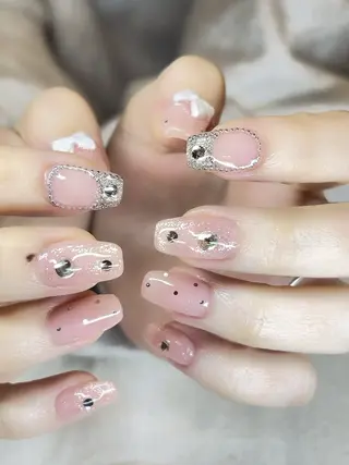 ネイル Nail room•舞ruru•所属・Nail room・ 舞ruru・のネイルデザイン