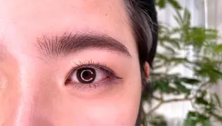 カラー マツエク・マツパ アイブロウ LoA International Tokyo所属・モデル募集 LoA新宿代表の眉毛・アイブロウイメージ