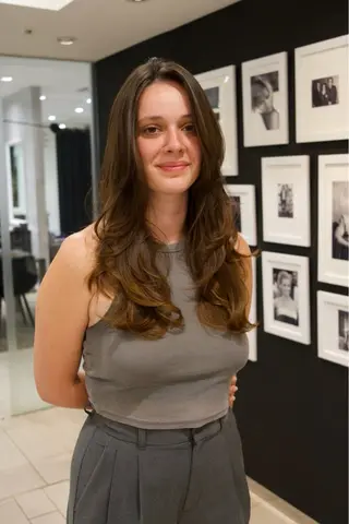 カラー WARREN  TRICOMI NEWYORK所属・リ パのヘアスタイル