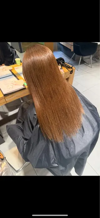 ロング カラー Lee京橋店所属・Lee京橋 Natsumiのヘアスタイル