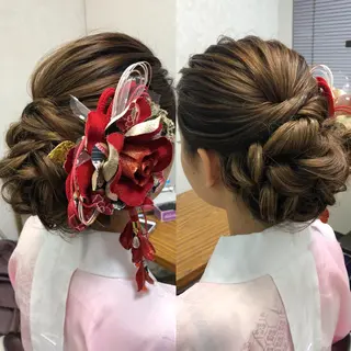 セミロング ヘアアレンジ vi viのヘアスタイル