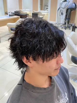 ショート パーマ メンズ メンズ特化型美容師 栗山勇人のヘアスタイル