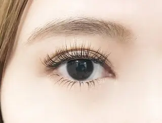 マツエク・マツパ アイラッシュサロンharuka所属・心斎橋駅徒歩１分 完全個室まつ毛専門店のマツエク・マツパデザイン