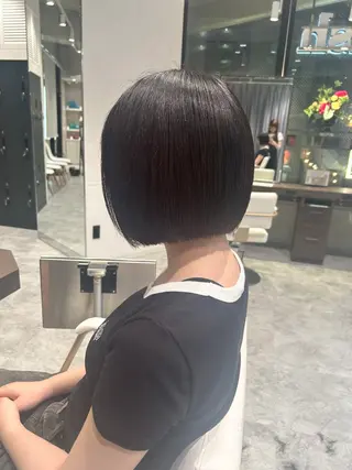 ショート パーマ/イルミナ カラー　三浦菜々子のヘアスタイル