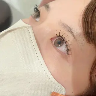 マツエク・マツパ labless MOEのヘアスタイル