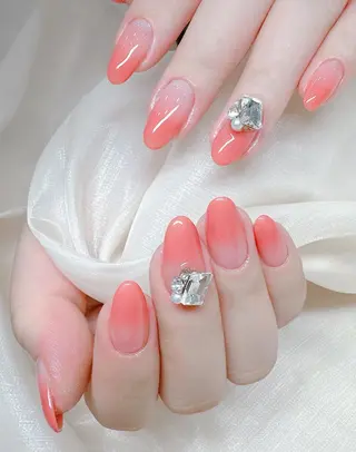 ネイル RAFFINE haru🦋🩵のネイルデザイン