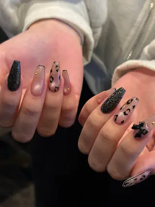 ネイル Nobody_ Karenのネイルデザイン