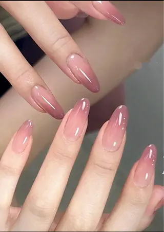 Blue Reef 新宿店所属・R nail アミのネイルデザイン