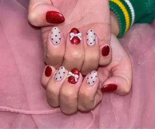 ネイル 𝐁𝐞𝐥𝐥 𝐦𝐞のネイルデザイン