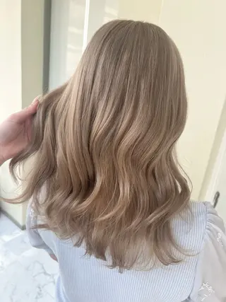 セミロング カラー ハイトーン/韓国風 🤍Nacchi🐈のマツエク・マツパデザイン