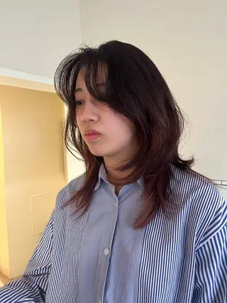 セミロング 🦮shiori アイドルオタク🦮のヘアスタイル