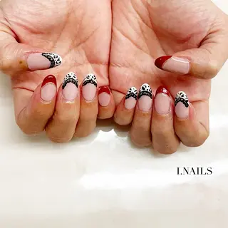 ネイル アイネイルズ所属・早川 梓のネイルデザイン