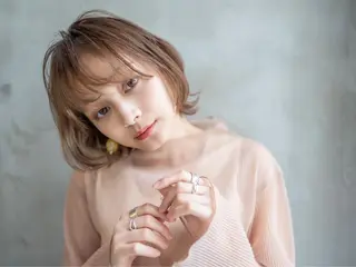 ミディアム 💘MICOTO藤沢 髪質改善ブリーチ💘のヘアスタイル