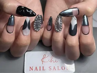 ネイル 💕鈴木ユリ パラジェル/オフ無料のネイルデザイン