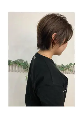 ショート 安藤 まどかのヘアスタイル