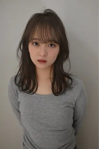 カラー aya / カットカラーのヘアスタイル