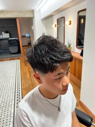 ショート メンズ メンズカット✂️ スキンフェード伊藤陸のヘアスタイル