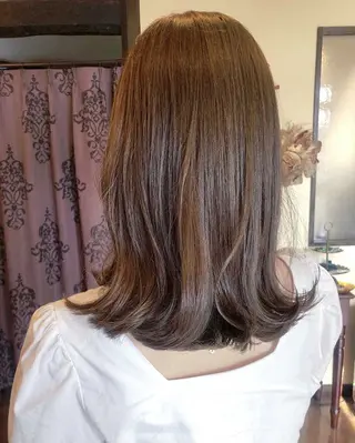 セミロング ナチュラル/インナー /牧野 佑菜のヘアスタイル