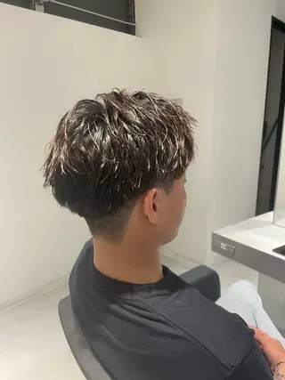 メンズ EIGHT／栄／ 諏訪　晃平のヘアスタイル