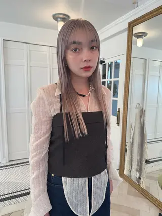 カラー ブリーチカラー🎀 韓国風/寺門美優のヘアスタイル