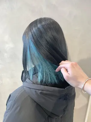 ショート カラー ハイトーン×レイヤー ／遠藤将太のヘアスタイル